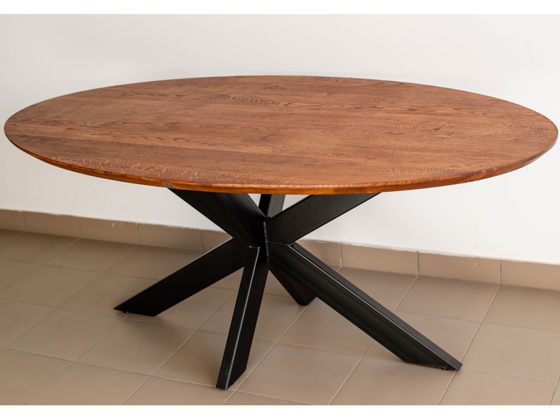 Oval table Kolizey