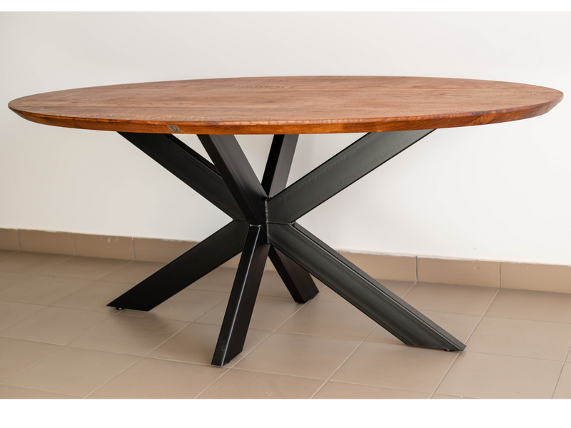 Oval table Kolizey