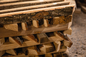 Which wood is better to choose when buying a table
